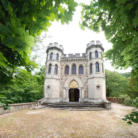 Bed & Breakfast Romantique D'isoarde Des Baux - Chateau De Rochetaillee Saint-Uze