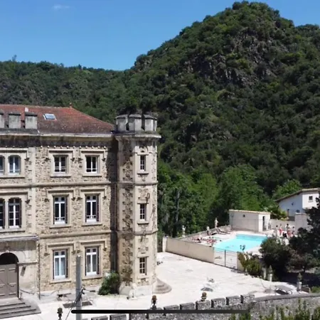 Romantique D'isoarde Des Baux - Chateau De Rochetaillee 4*